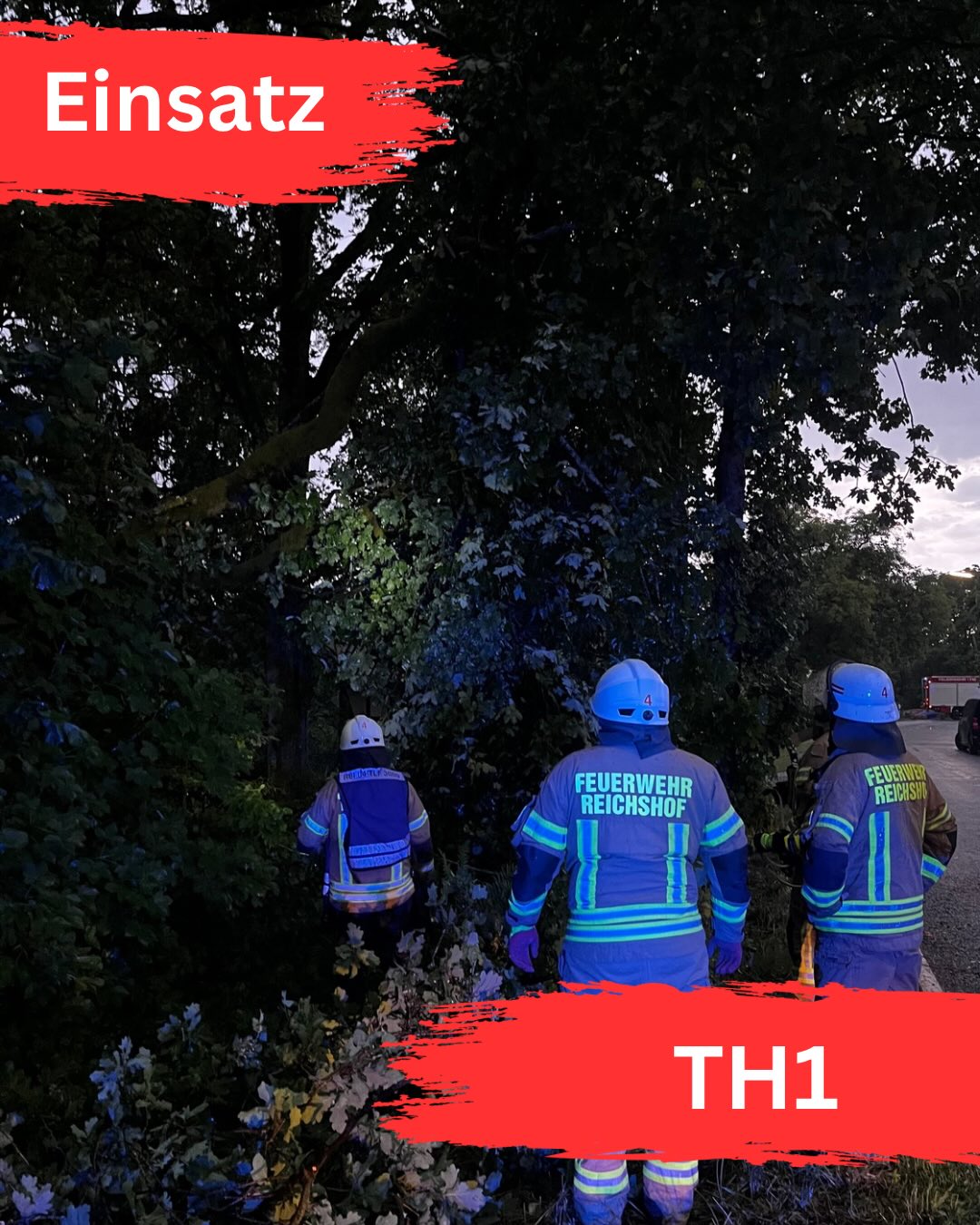 EINSATZ #21-23/2026

🗓️ 19.06.2026 um 20:07 Uhr
📟 TH1 - Strommast droht umzustürzen
📟 TH1 - Baum auf Radweg
📟  TH1 - Baum auf Straße 
🗺️ Meiswinkel, Wildbergerhütte und Borner

🚒 Löschgruppe Nosbach
🚒 Löschgruppe Odenspiel
🚙 Energieversorger

 #einsatz #feuerwehreinsatz #feuerwehr #Ehrenamt wirfürreichshof
