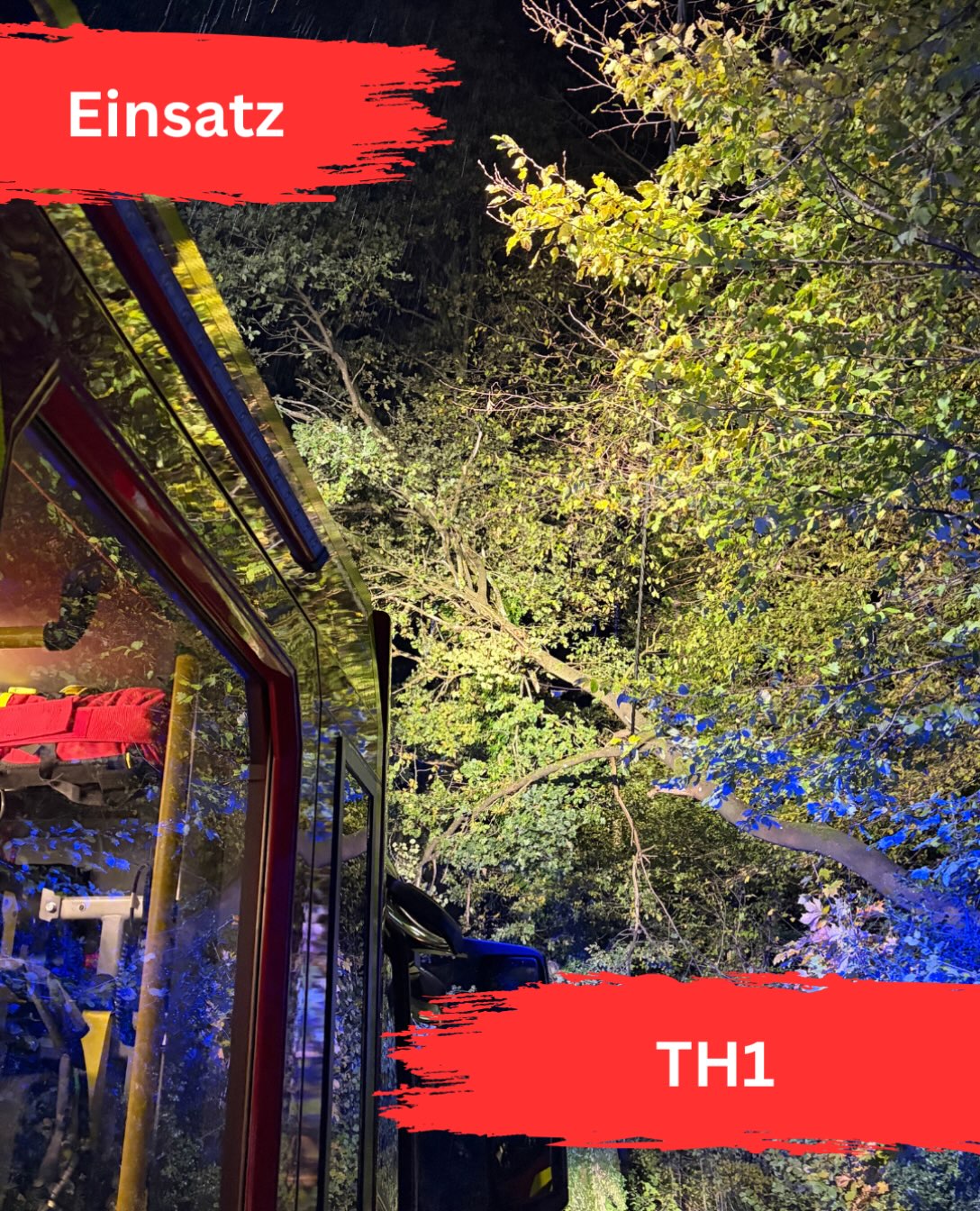 EINSATZ #38/2026

🗓️ 25.10.2026 um 21:06 Uhr
📟 TH1 - Baum auf Stromleitung
🗺️ Borner

🚒 Löschgruppe Nosbach
🚙 West Netz

Hinweis: Bilder werden ausschließlich von uns gefertigt, wenn keine Gefahren mehr bestehen und die Einsatzsituation es zulässt. 

#einsatz #feuerwehreinsatz #feuerwehr #ehrenamt wirfüreuch